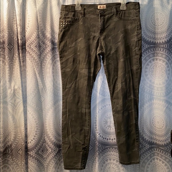 Camouflage jeans - Picture 1 of 5